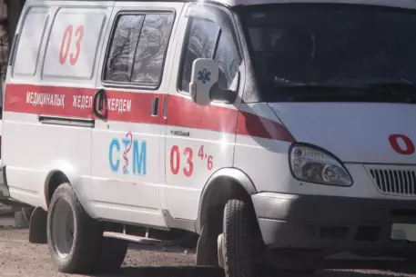 В ДТП на трассе Алматы-Ташкент пострадали четыре человека