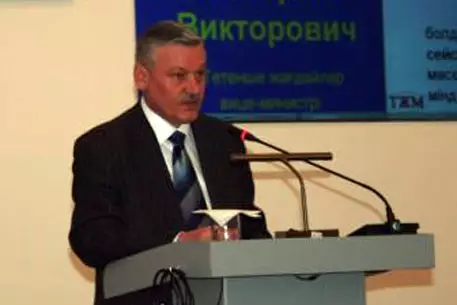 Сгоревшее здание в Астане построили из некачественных материалов