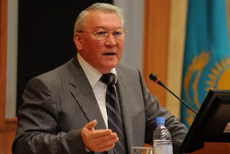 Глава Минздрава Казахстана в реанимации  под охраной