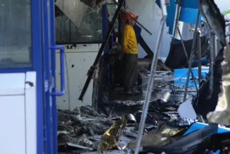 В Алматы сгорел супермаркет "Ресей"