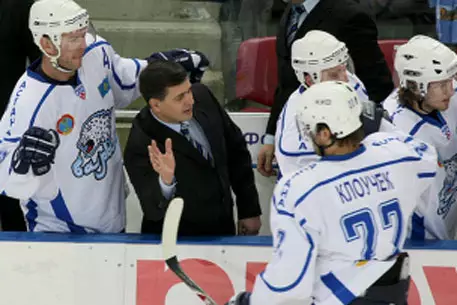 "Барыс" в Екатеринбурге проиграл "Автомобилисту"