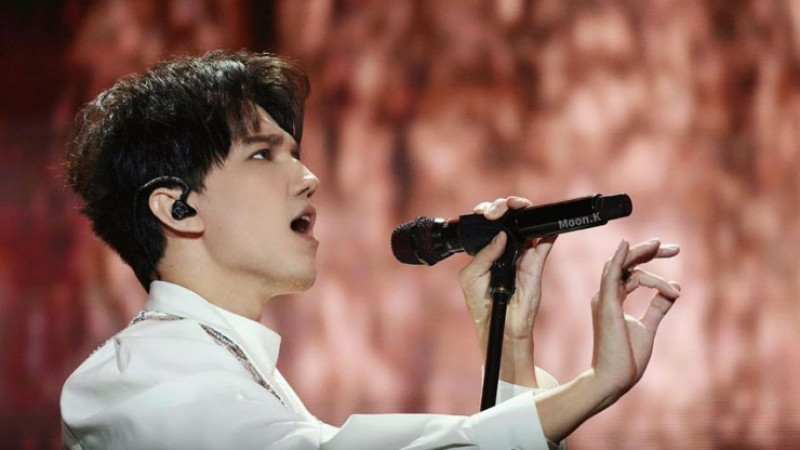 Баяу қозғалыстағы минет