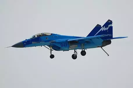 Корпорация "МиГ" уменьшила задолженность в два раза
