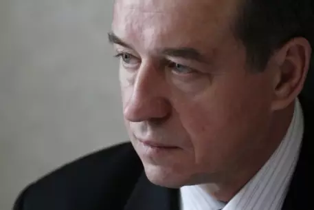 Депутат от КПРФ отказался декларировать доходы по указу Медведева