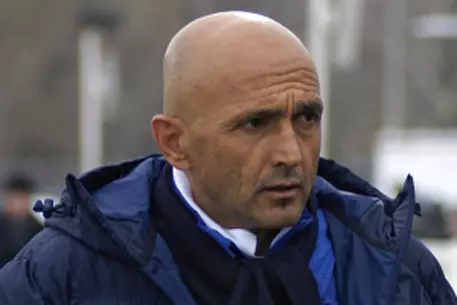 В финале Кубка России по футболу встретятся  "Зенит" и "Сибирь"