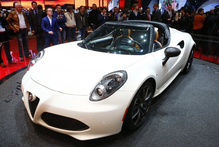 Концепт Alfa Romeo 4C Spider. ©REUTERS