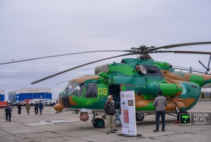 Ми-171Е - это одна из модификаций Ми-8/17. Эти вертолеты наиболее эффективны при поисковых и спасательных операциях. Такой красавец в октябре прошлого года был передан Министерству внутренних дел Казахстана.