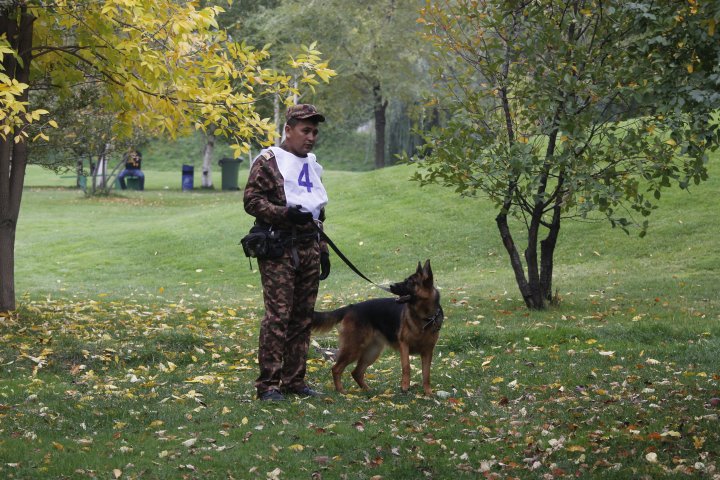 Многие участники воспользовались случаем и вывели своих питомцев на прогулку. ©Дмитрий Хегай