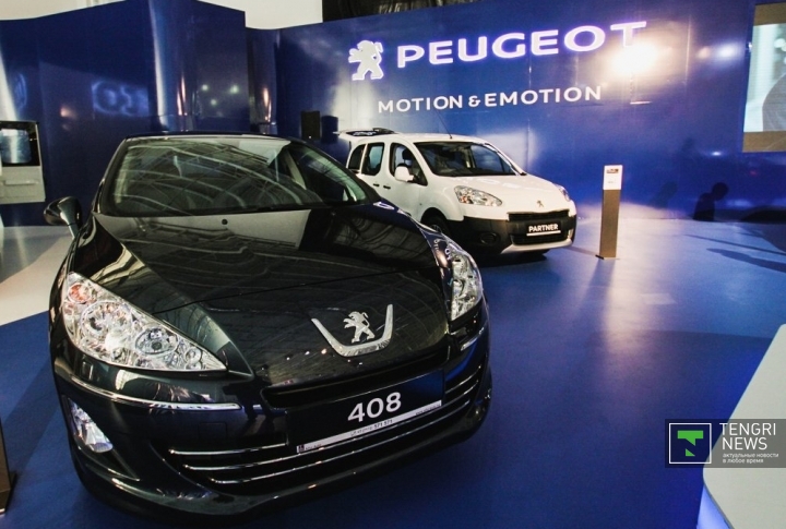 На костанайском заводе "АгромашХолдинг" началась сборка автомобилей Peugeot.