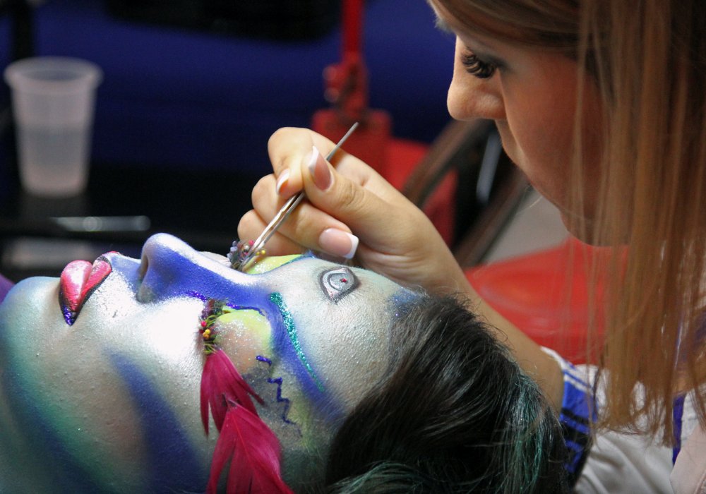 Это когда на одну натуральную ресничку накладывается одна искусственная. Фото © Николай Колесников