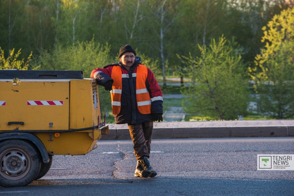 Пока вы только просыпаетесь, они уже вовсю работают. Фото Турар Казангапов ©