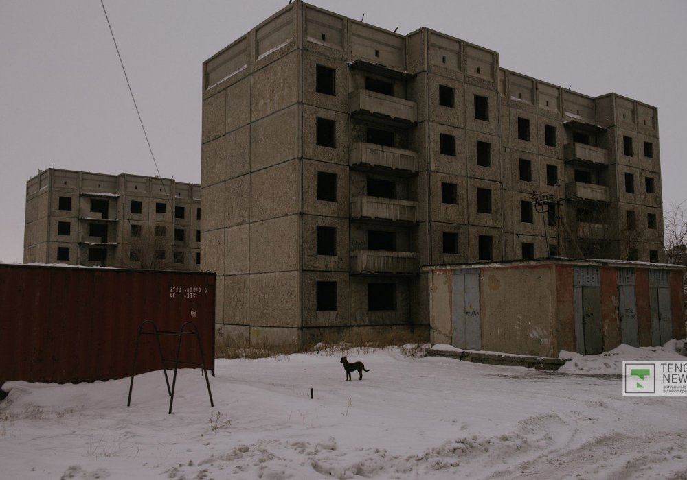 <p>Днем на улицах Шахана редко встретишь людей.</p>
