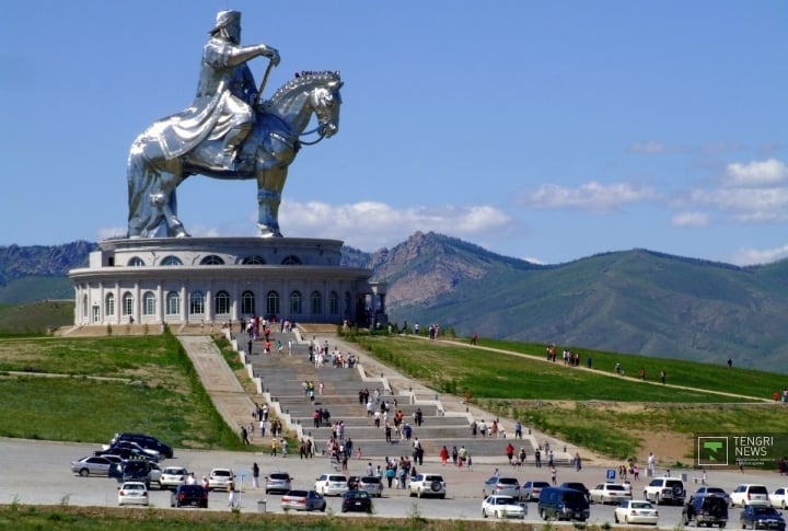 На создание памятника ушло 250 тонн нержавеющей стали. ©Рустем Рахимжан