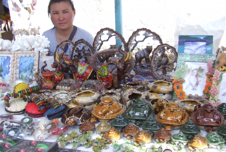 В выходные в Бостери проходит ярмарка ©Роза Есенкулова