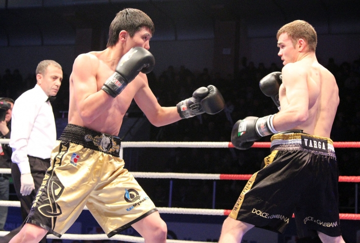 Мерей Акшалов VS Миклош Варга. Фото ©Ярослав Радловский