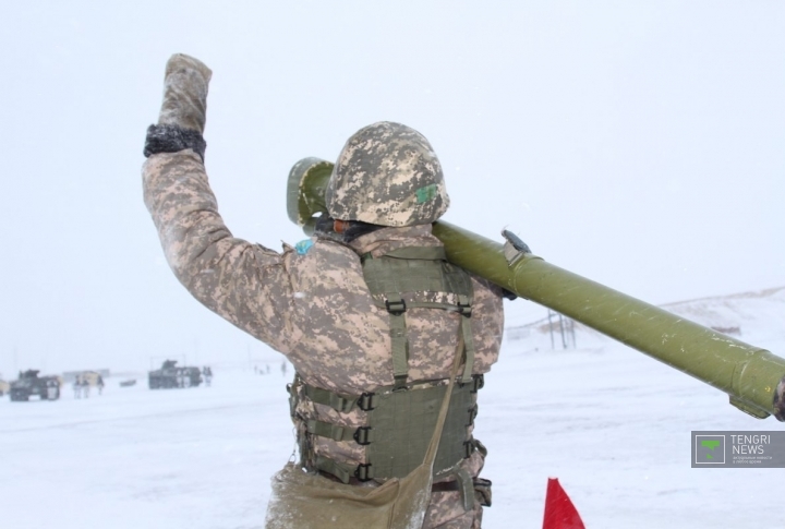 Отработка нормативов по приведению в боевую готовность ПЗРК. Фото©Марат Абилов