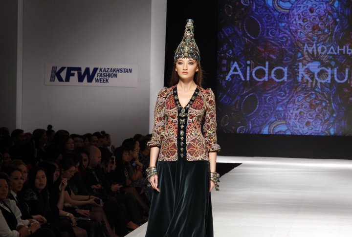 Коллекция Aida KaumeNOVA. Фото Айжан Тугельбаева©
