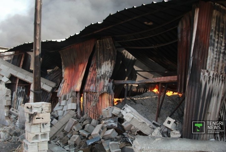 Destroyed containers. ©Vladimir Prokopenko