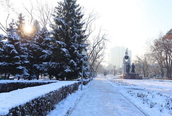 The park near the Old Square. ©Yaroslav Radlovsky