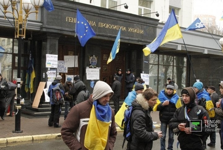 Protesters demanding release arrested activists. ©Vladimir Prokopenko