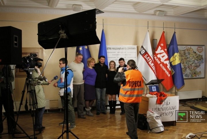 Press-center of the national resistance movent headquarters. 
©Vladimir Prokopenko