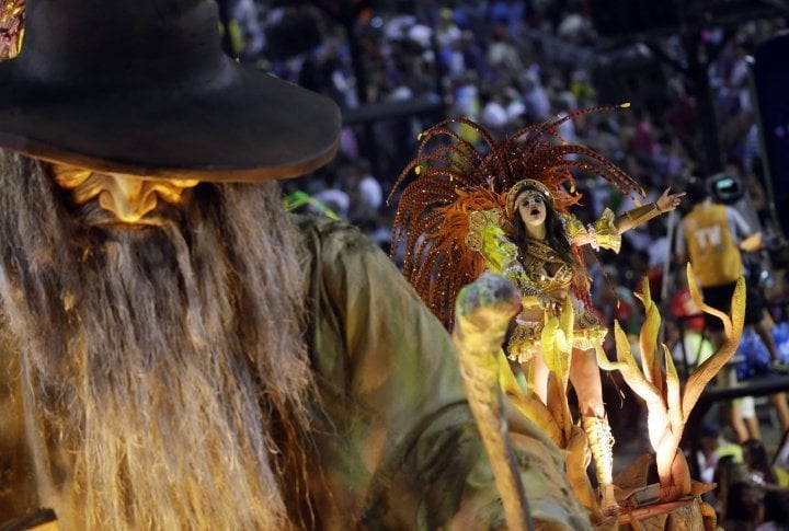 Reveller of the Sao Clemente samba school. ©Reuters