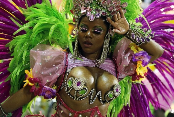 Reveller of the Mangueira samba school. ©Reuters