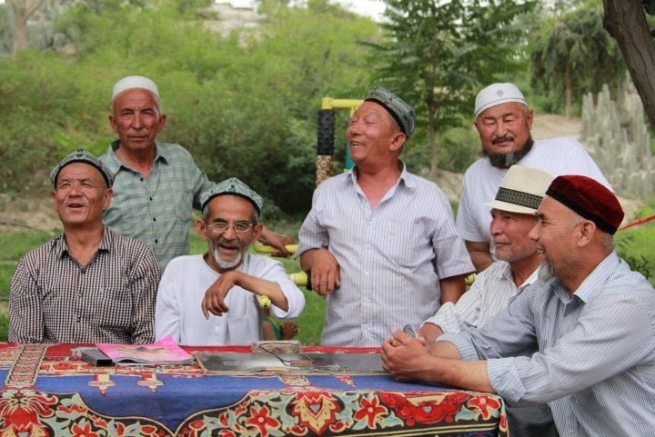 Albeit unable to stay here for long, the team from Kazakhstan managed to talk to the locals and learn something of their life in this town. ©Vladimir Prokopenko