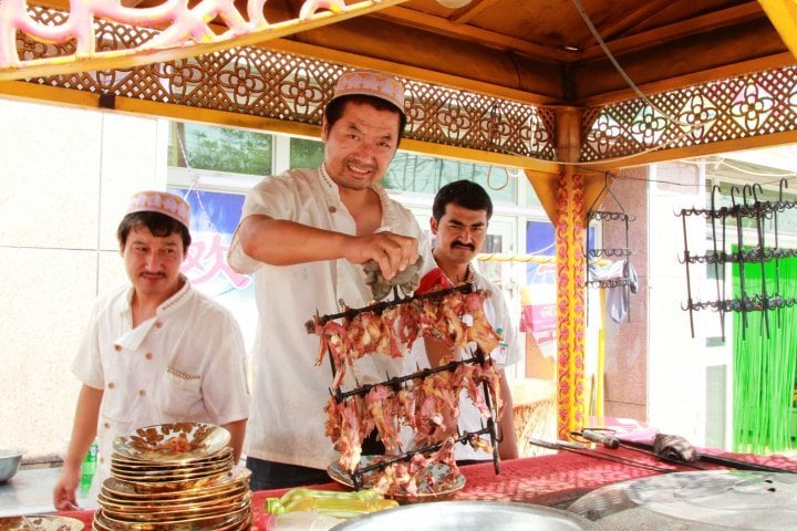 A roadside cafe. Specialty of the house? - Grilled pigeons.
©Vladimir Prokopenko