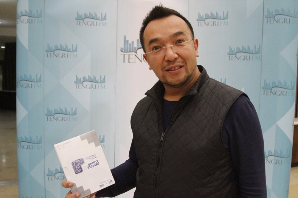 Kazakh singer Nurlan Alban at the concert-presentation of The Spirit of Tengri DVD. Photo © AIbek Sultangaziyev