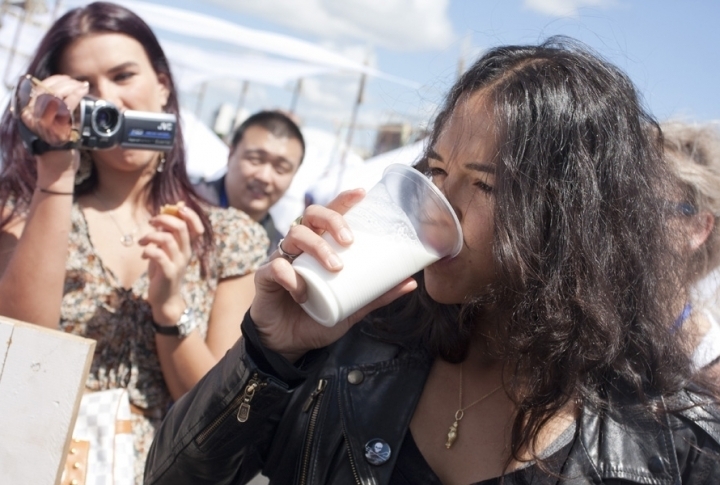 The Hollywood star Michelle Rodriguez liked Kumys (mare's milk) more than Shubat (camel's milk). Photo by Vladimir Dmitriyev©