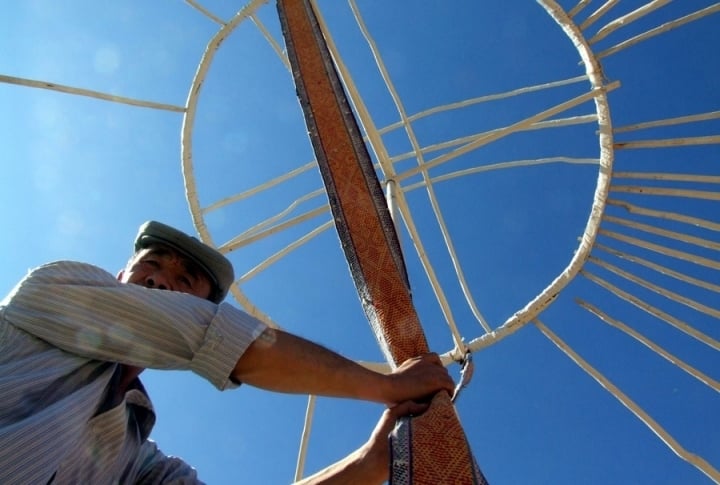 A Mongolian ger being assembled in one of the villages. ©Rustem Rakhimzhan