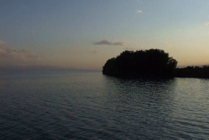 Issyk-Kul water remains warm in the evening, when the sun hit fades. ©Roza Yesenkulova