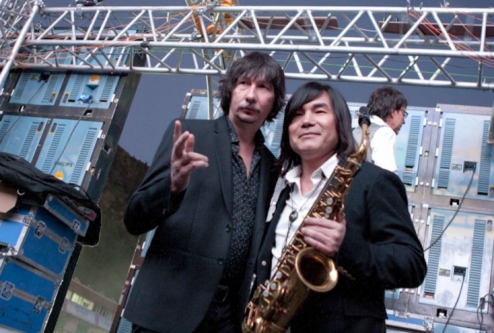 Baigali Serkebayev (A'Studio) and Batyrkhan Shukenov. ©Vladimir Dmitriyev