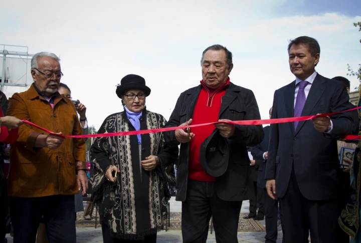 Opening ceremony at the Fame Alley in Kazakhfilm studio. <br>Photo by Vladimir Dmitriyev©