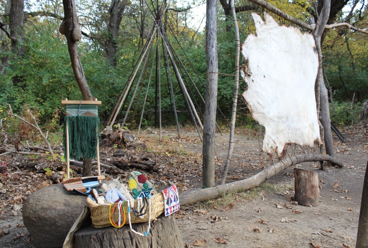 Traders brought blankets, cloth, other items to trade for beaver pelts needed in Europe to make fur felt hats