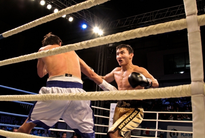 Kanat Islam vs Aleksander Ivanov. Photo by Danial Okassov/Tengrinews©