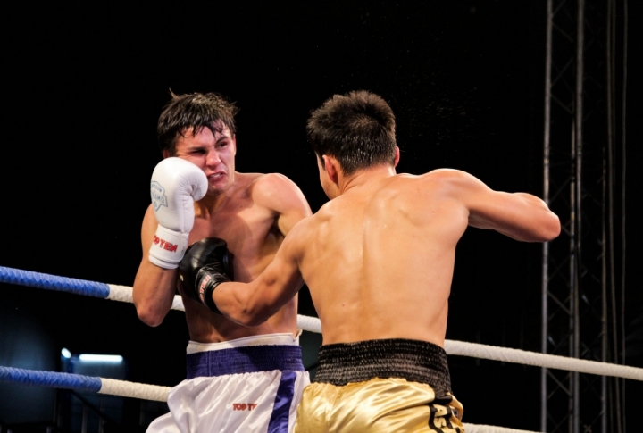 Kanat Islam vs Aleksander Ivanov. Photo by Danial Okassov/Tengrinews©