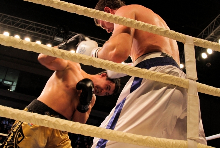 Ruslan Myrsatayev vs Sergei Kalchugin. Photo by Danial Okassov/Tengrinews©