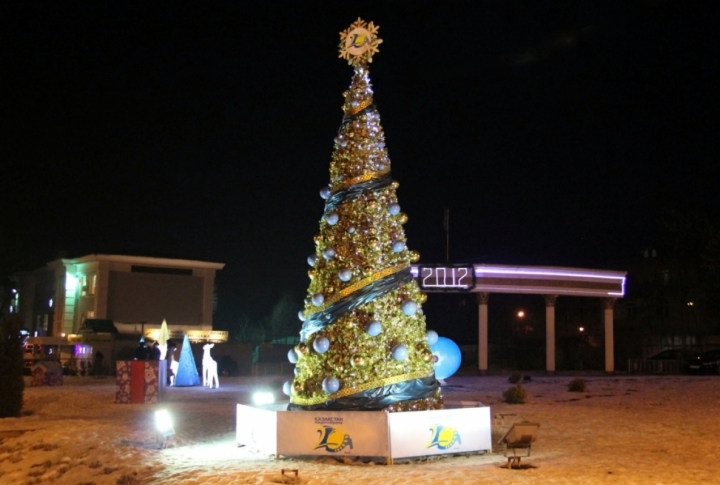 Almaty at New Year's Eve. Photo by Yaroslav Radlovskiy©