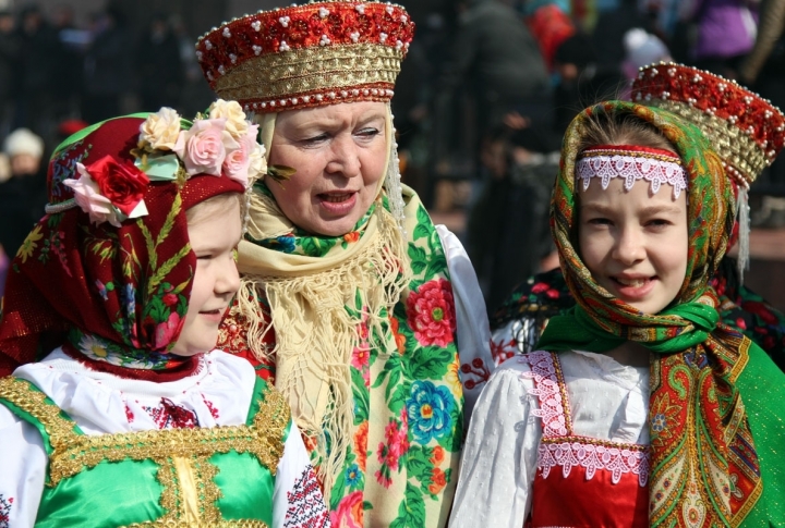 Maslenitsa songs. Photo by Yaroslav Radlovskiy©