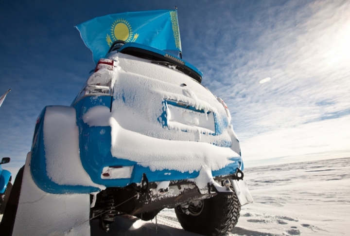 First Kazakhstan Scientific Expedition to the South Pole