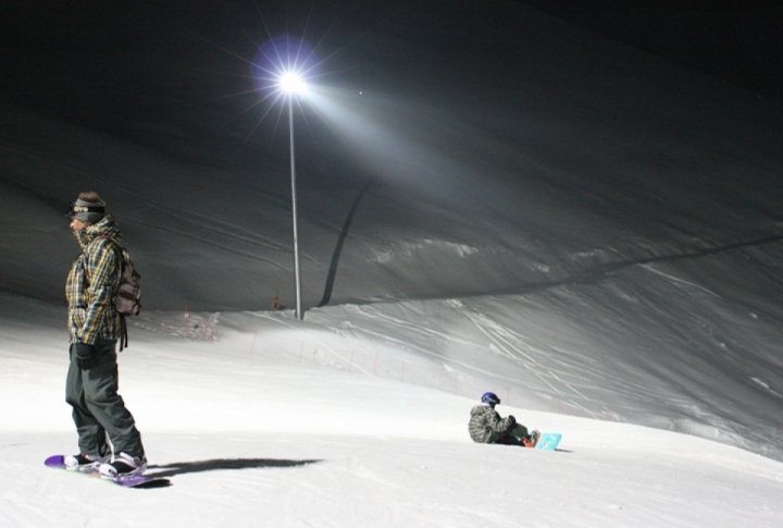 No special skills are required to ride at night. Fearlessness is the main requirement! Photo by Vladimir Prokopenko©