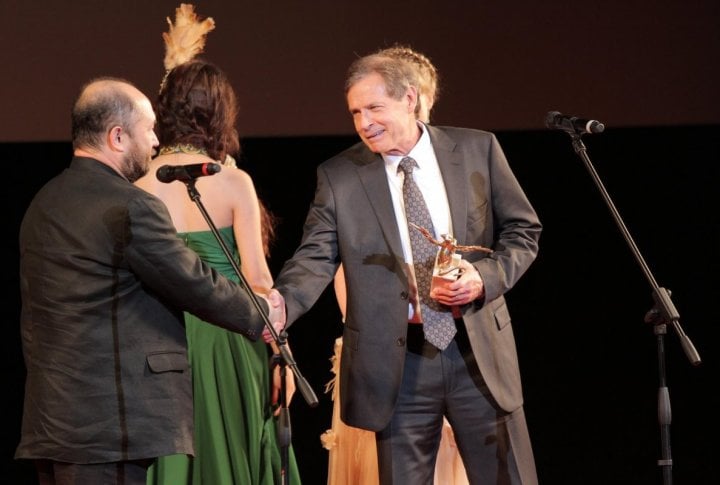 Timur Bekmambetov handing awards to fetival's honored guests. Photo by Danial Okassov©