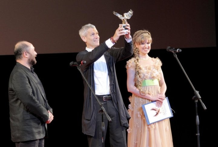 Timur Bekmambetov handing awards to fetival's honored guests. Photo by Danial Okassov©