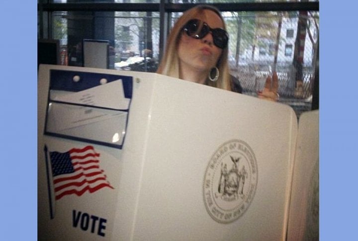 Mariah Carey at the polling station. ©mariahcarey\instagram.com