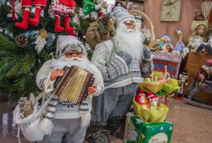 New Year souvenirs. Photo by Yaroslav Radlovskiy©