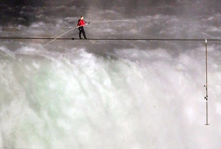 Tightrope walker Nik Wallenda traversed Niagara Falls on a wire. Photo courtesy of SI.com