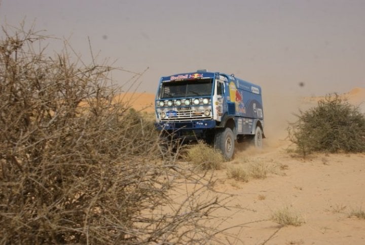 Anton Shibalov, Yevgeniy Yakovlev and Dmitry Sotnikov (KAMAZ-Master). ©Tengrinews.kz