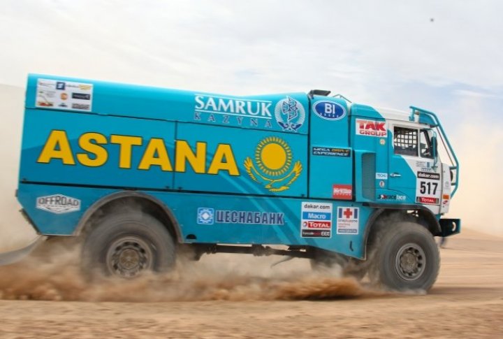 Kazakhstan's crew of Arthur Ardavichus, Aleksey Nikizhev and Nurlan Turlubayev. Photo by RaceFace Sports Media Syndicate